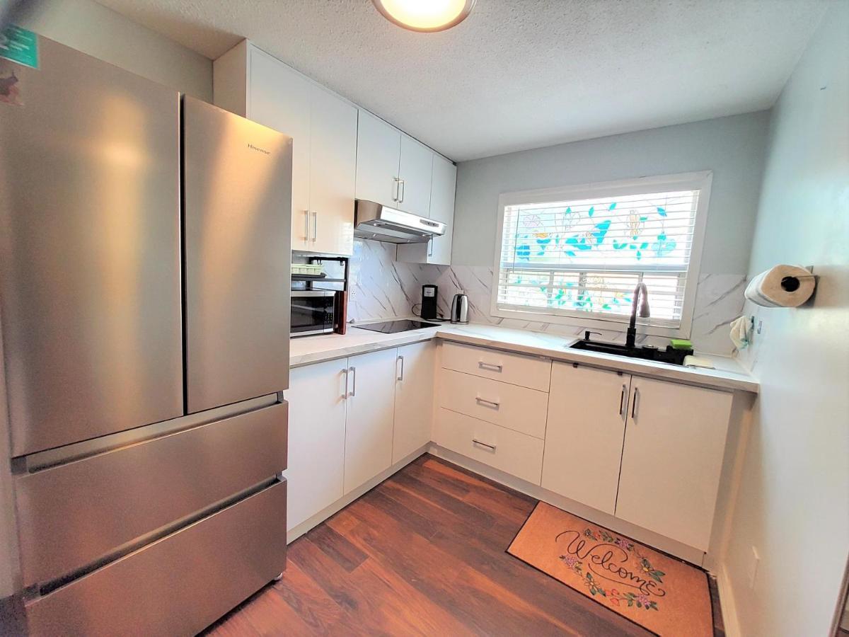 Renovated Cozy Bedroom With Private Washroom Toronto Exterior foto